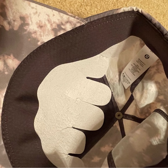 NWT Lululemon Baller Hat - Picture 7 of 7